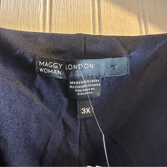 Maggy London Floral Print V Neck Dress Navy Blue & Yellow NEW - Picture 4 of 4